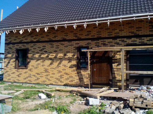 Облицовка подошла к концу